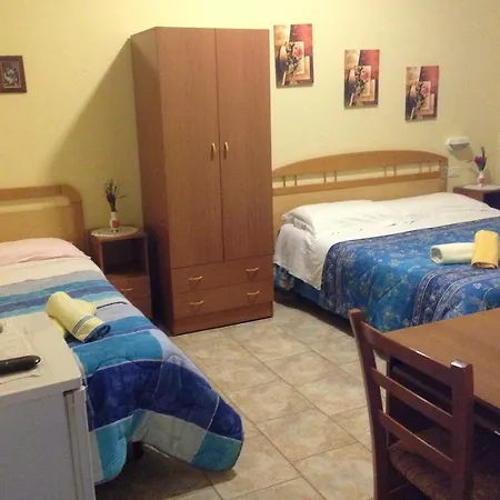 Athena Castelvetrano