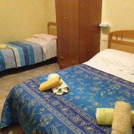 منتزه العطل Athena